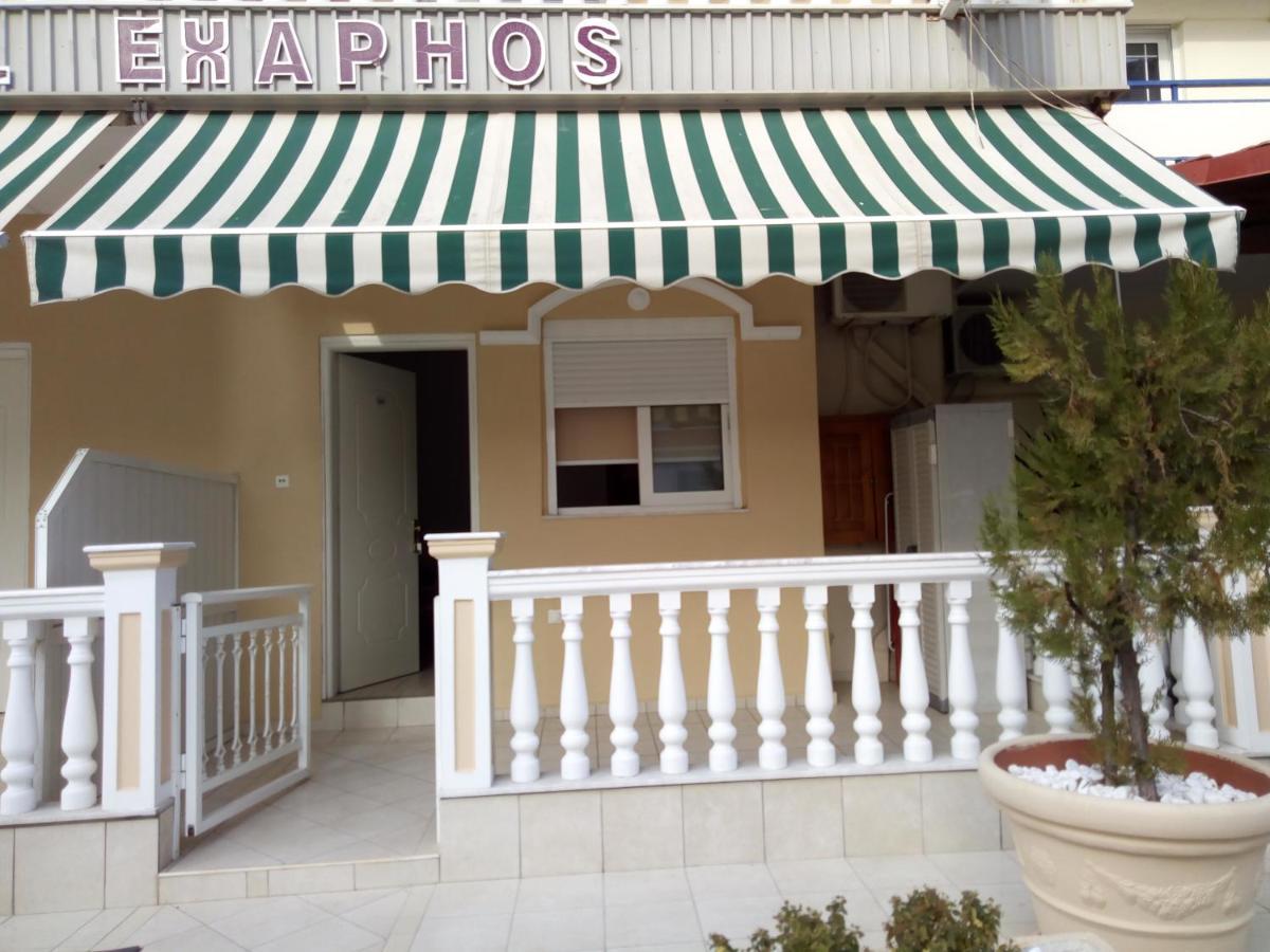 Exarhos Paralía Exterior foto