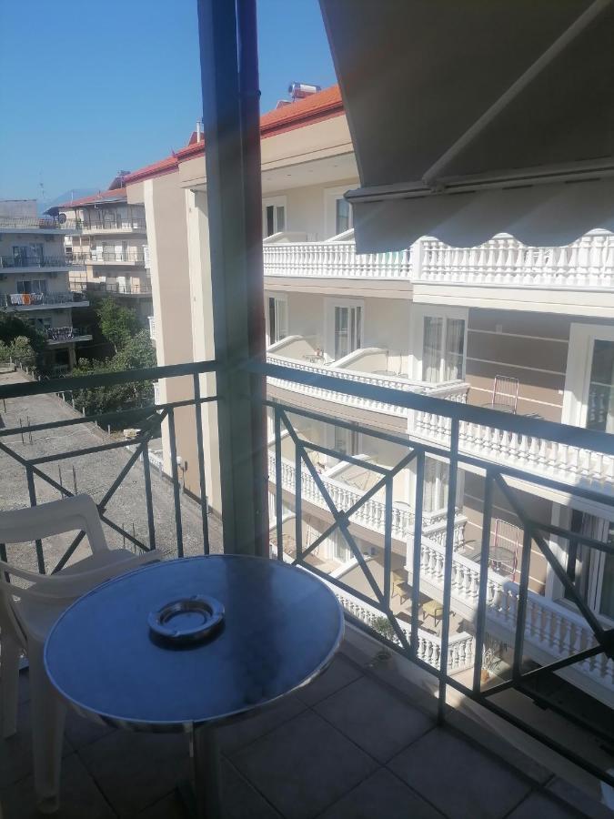 Exarhos Paralía Exterior foto